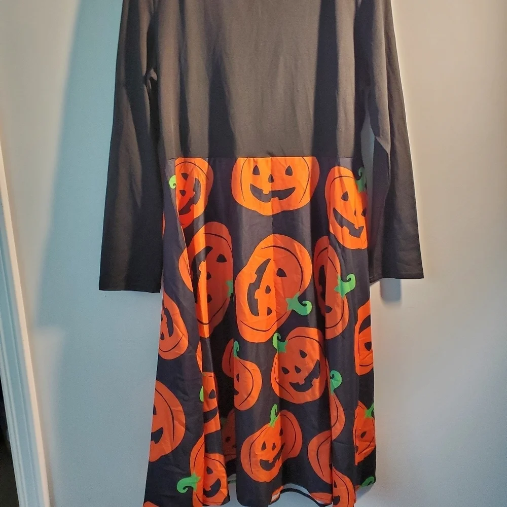 Black and Orange Pumpkin Dress Size Large
